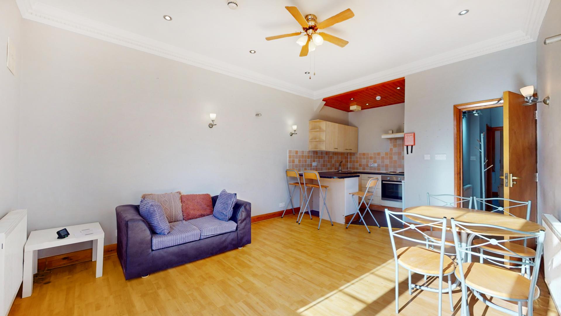 Modern and Central Apartment Heathfield Park, Willesden Green